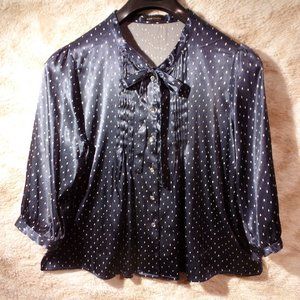 BCBG Maxazria navy blue dot shimmery silky pleated necktie 3/4 sleeve blouse XL
